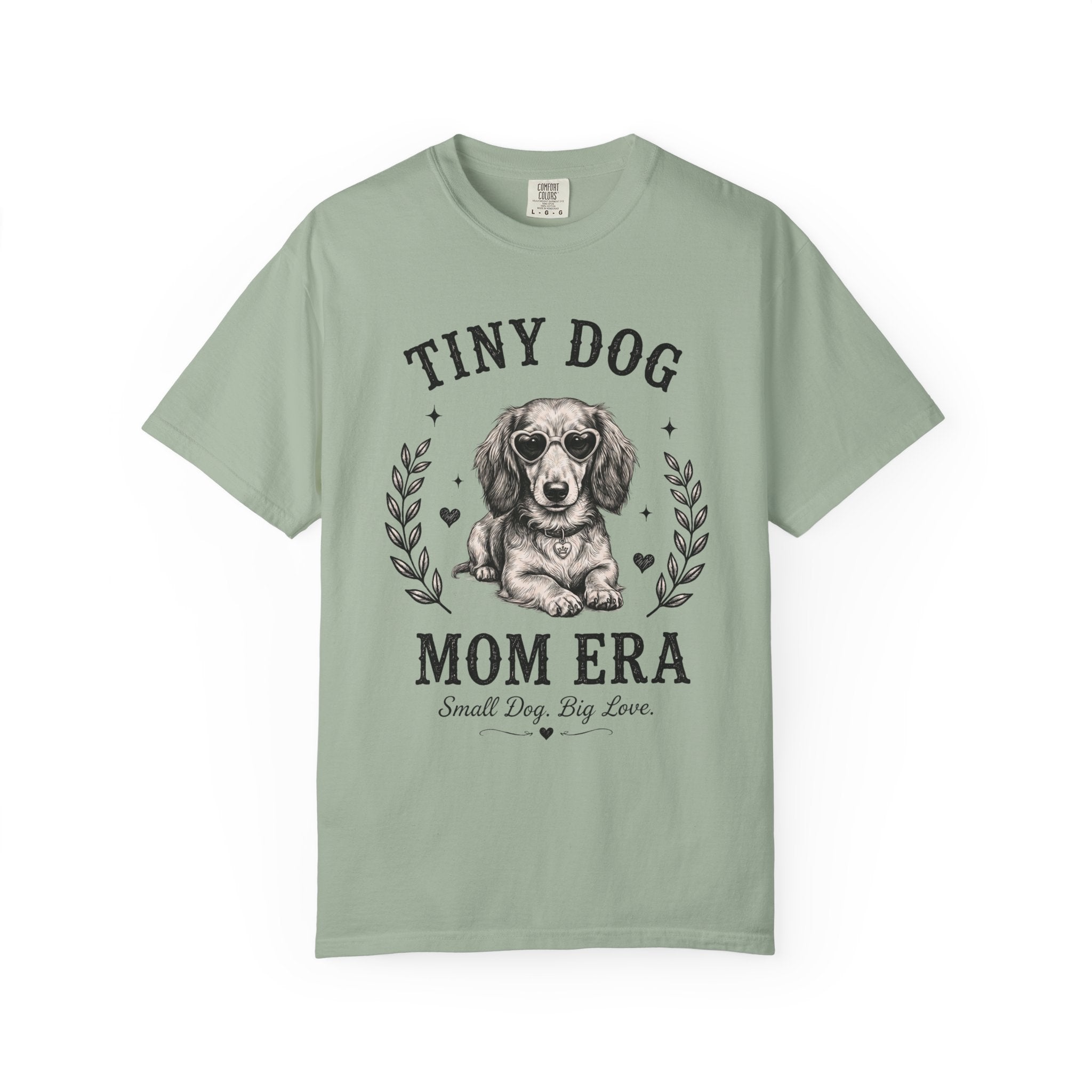 Dachshund (long-haired) - Tiny Dog Mom Era T-Shirt
