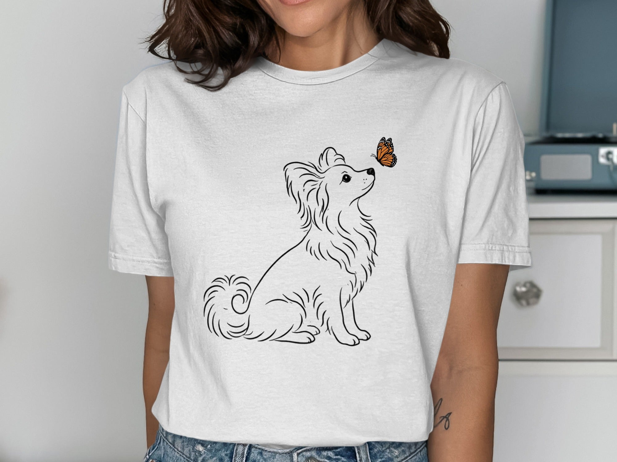 Cute Dog with Butterfly Graphic White T-Shirt